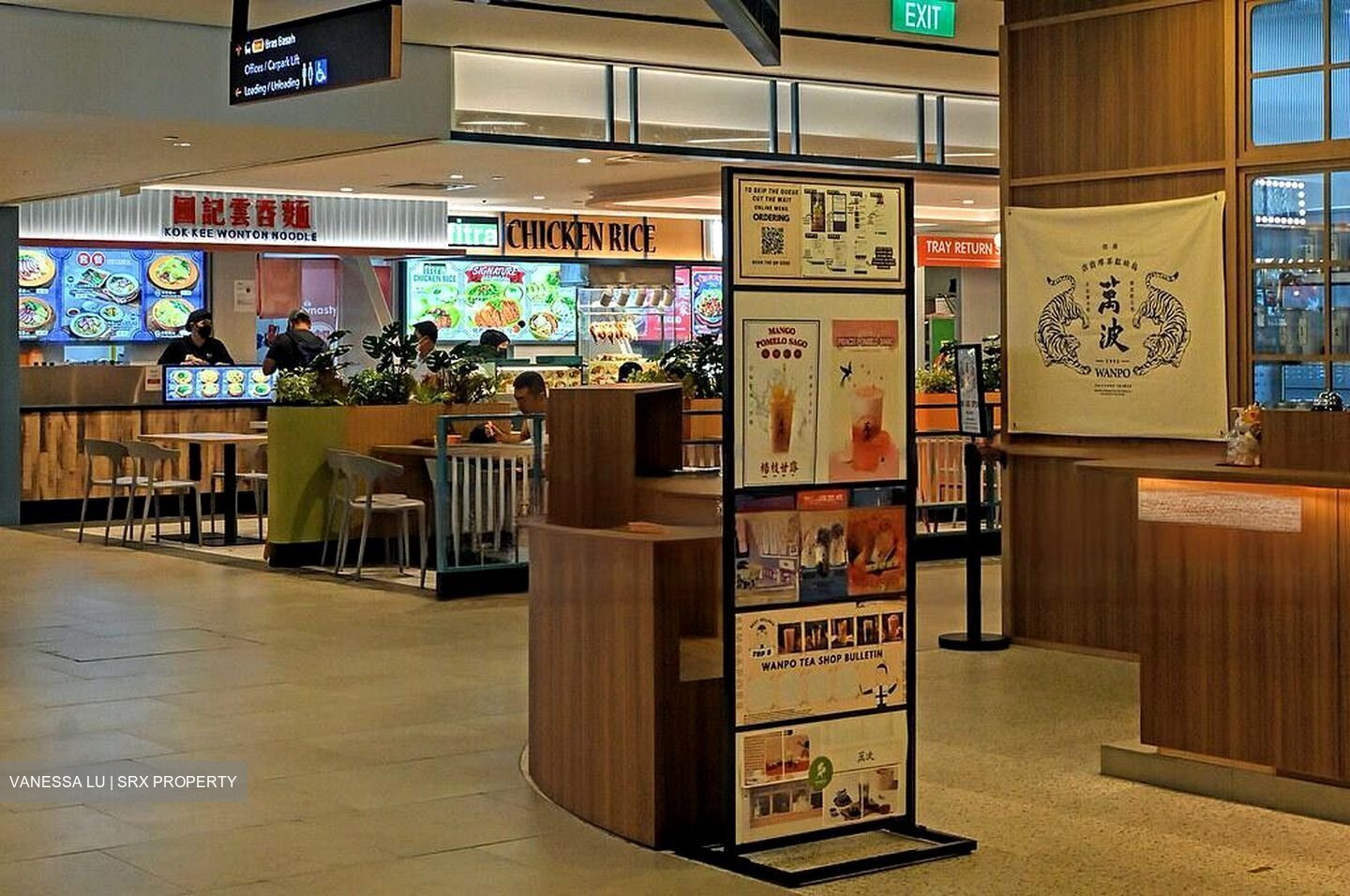 Lazada One (D7), Retail #457232501